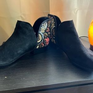 Kenneth Cole Reaction boots